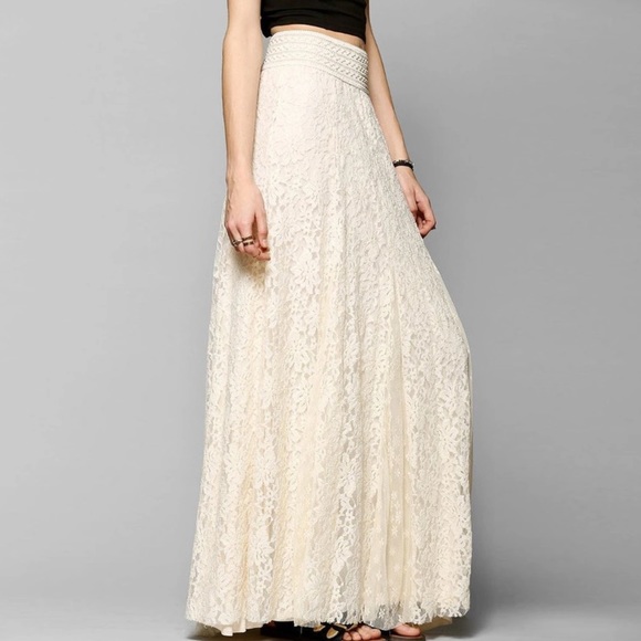 Maxi Skirt Dresses & Skirts - Skirt Long Lace Ivory Lined Maxi  Small Medium